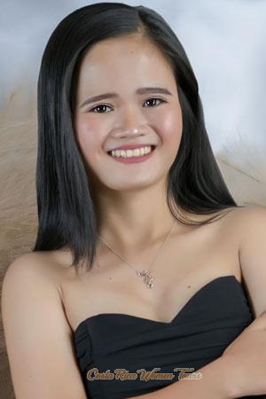 202983 - Mary Glaiza Age: 19 - Philippines